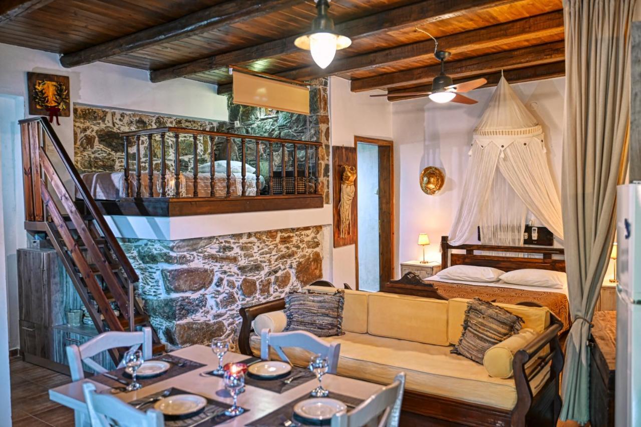 "Pefkopetro" Traditional House Keramotí Exteriér fotografie
