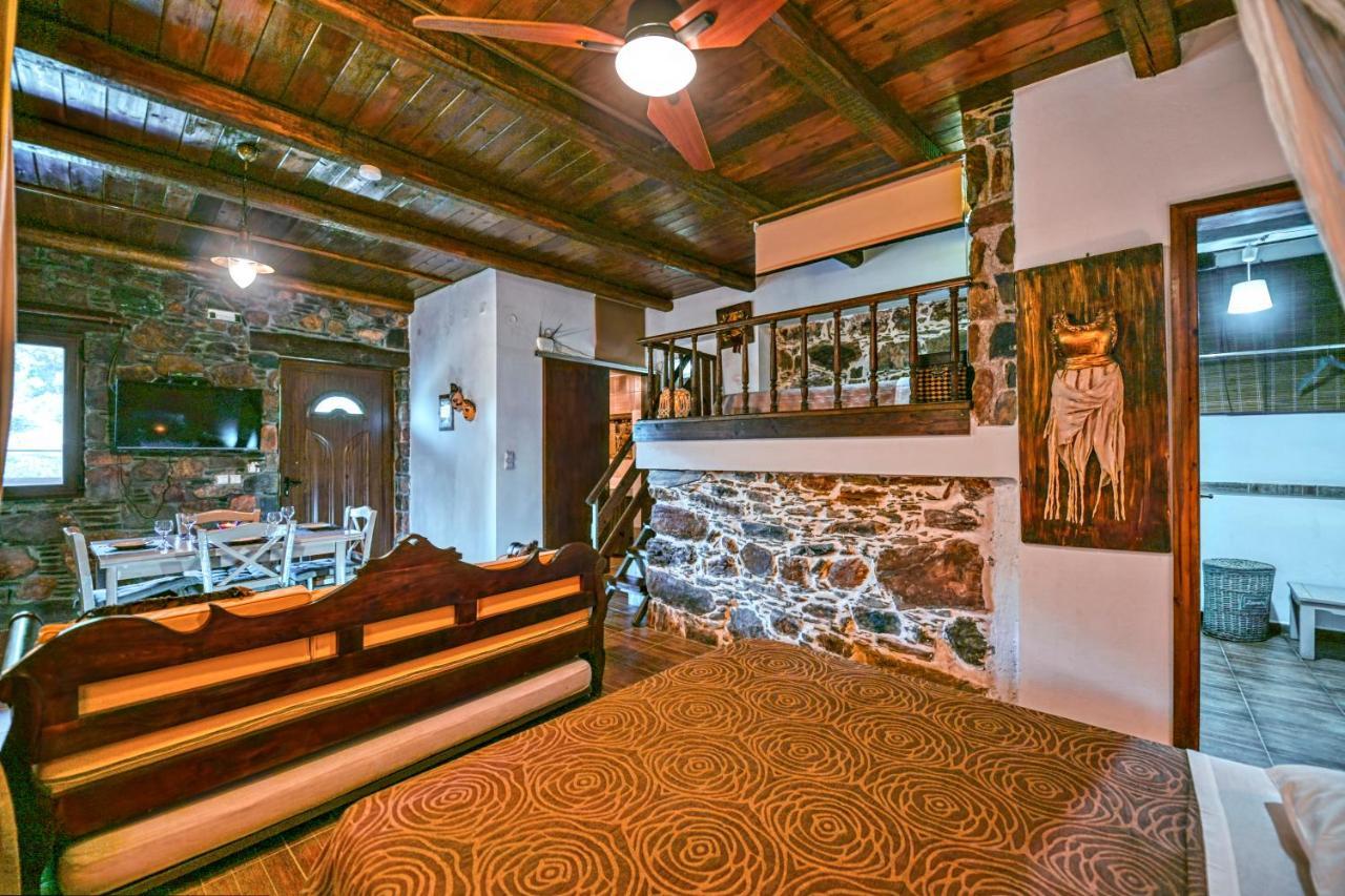 "Pefkopetro" Traditional House Keramotí Exteriér fotografie