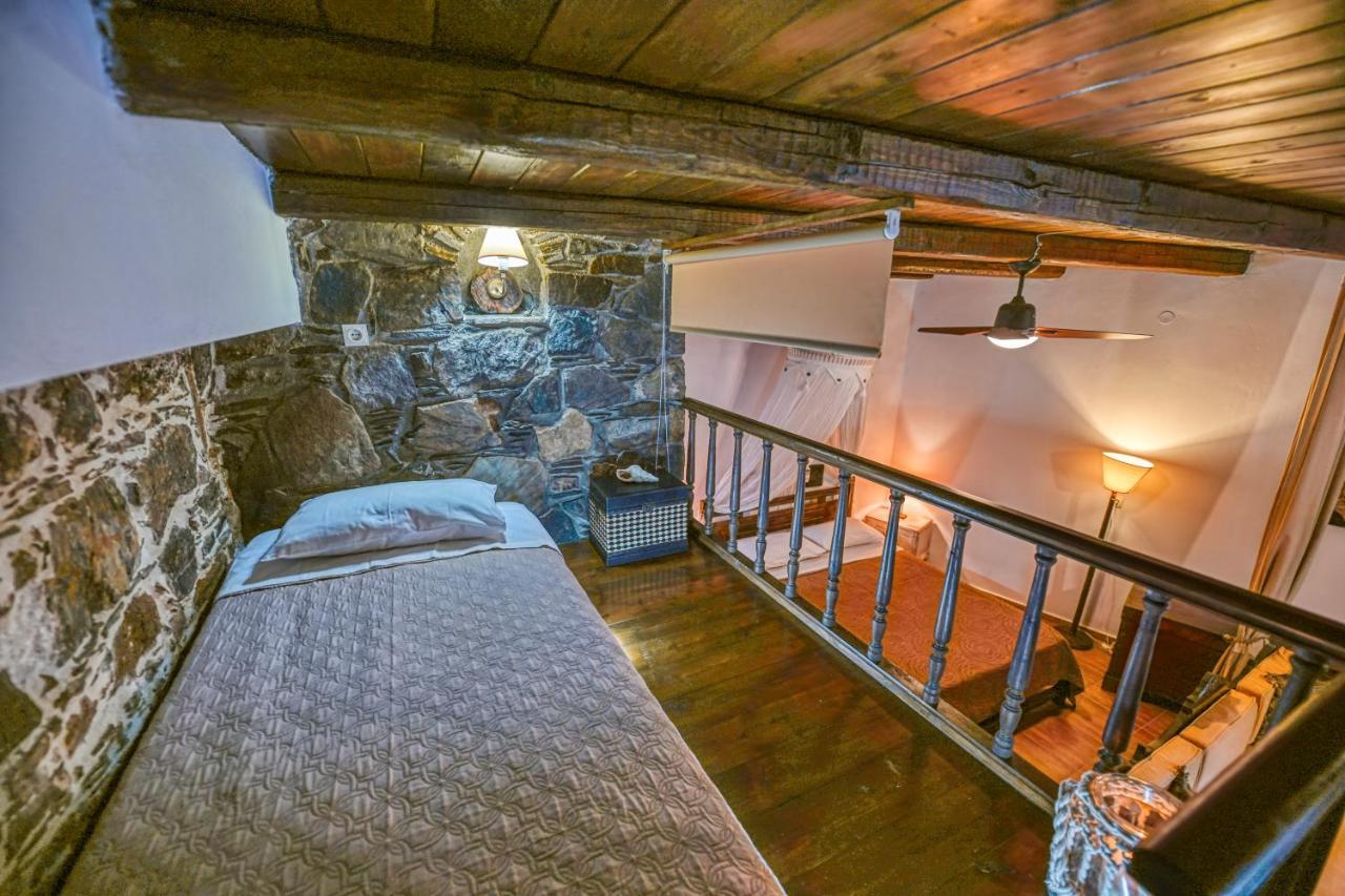 "Pefkopetro" Traditional House Keramotí Exteriér fotografie