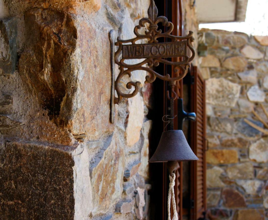 "Pefkopetro" Traditional House Keramotí Exteriér fotografie